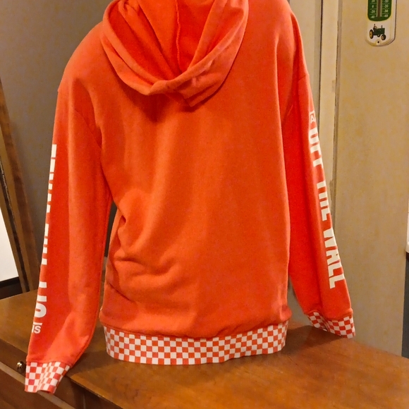 VANS Sweatshirt - Picture 2 of 7